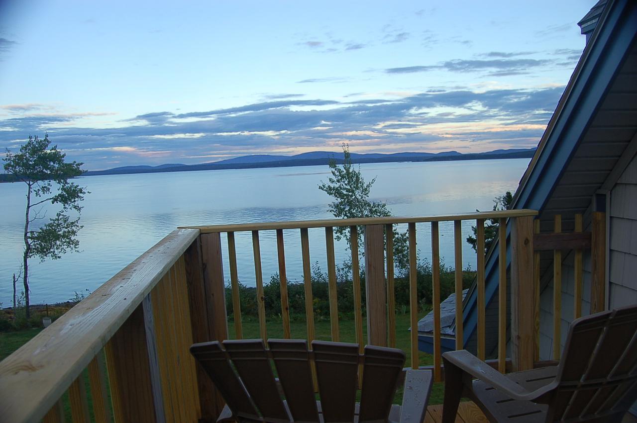 Wave Walker Bed And Breakfast Surry Exterior foto